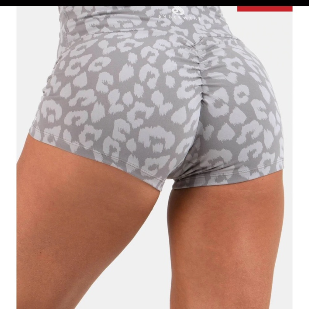 NWT Ryderwear scrunch athletic shorts